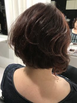 前下がりライラックボブ